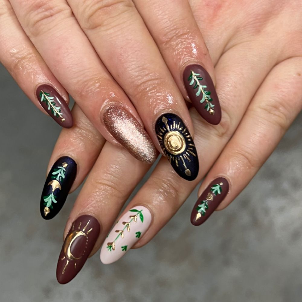 Nail work by Feelhounds