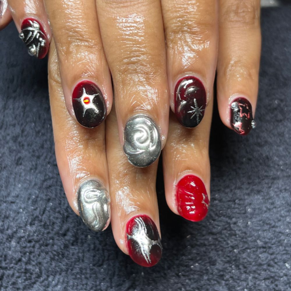 Feelhounds nail work in Portland, example 1