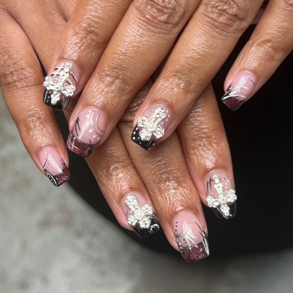 Nail work by Feelhounds