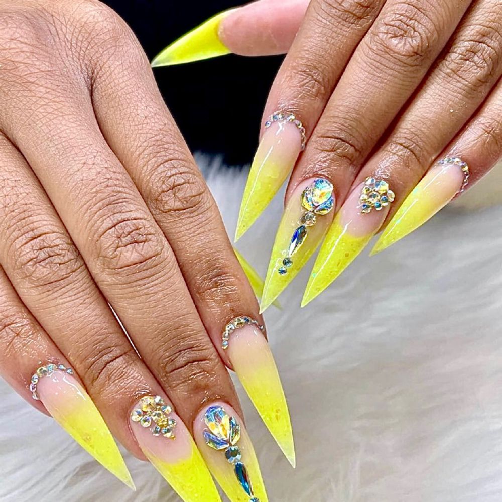 GabNails nail work in Duluth, example 1
