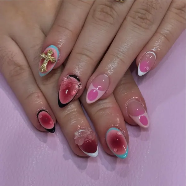 Nail work by Leslie Does Nails