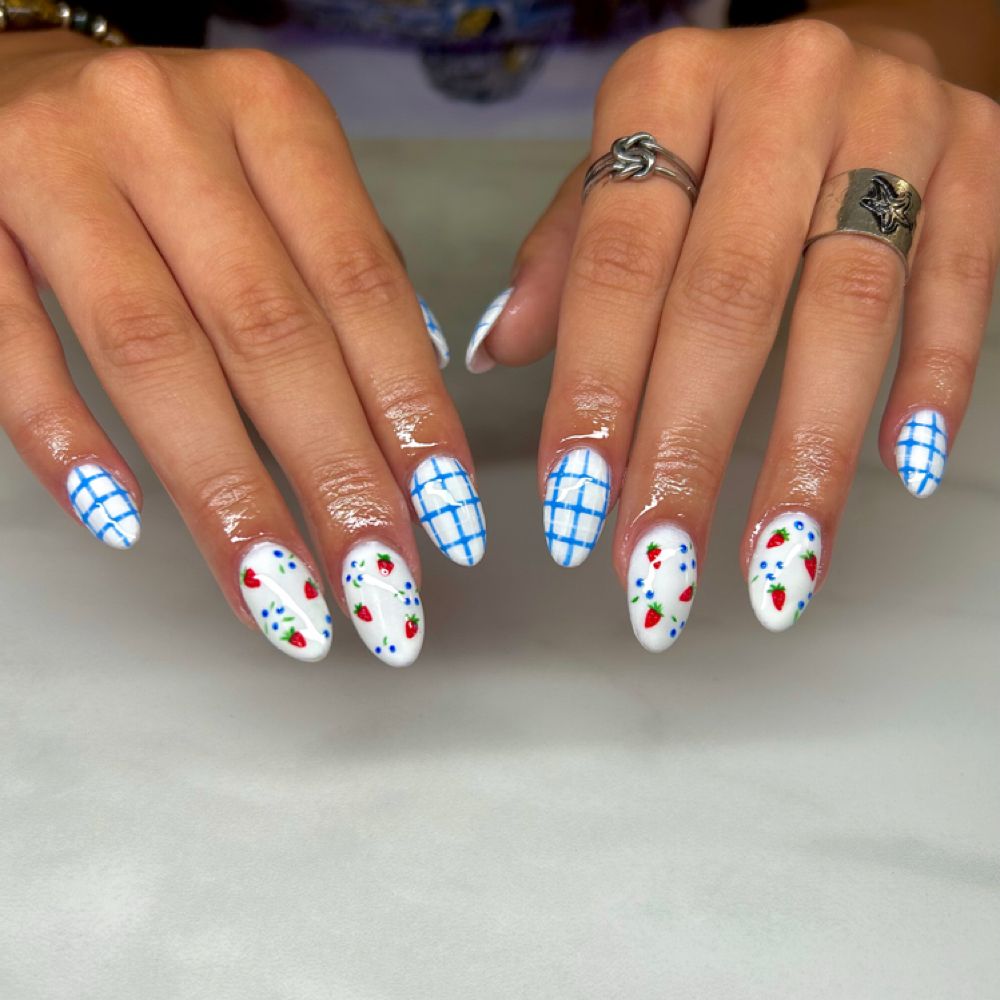 Polished by Bailey nail work in Salem, example 1