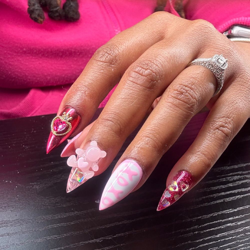 Nail work by Sparkling Tips Studio